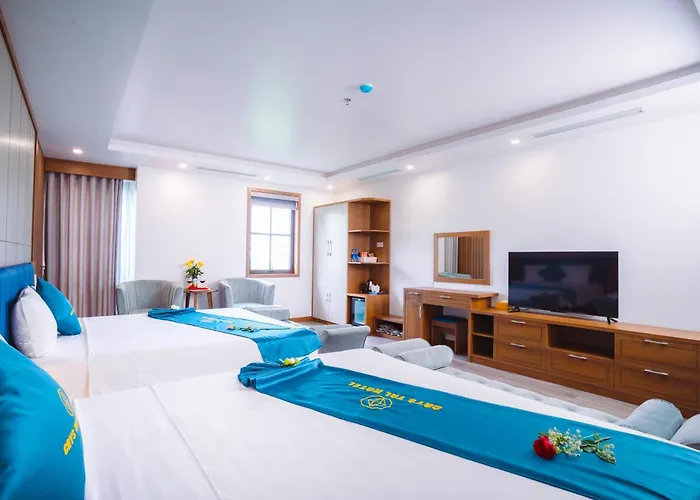 Crystal - 3 Loc Vung Street Hạ Long