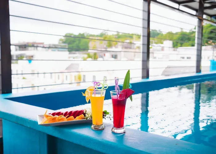 Crystal - 3 Loc Vung Street * Ha Long