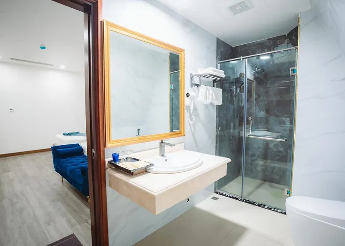 Apartment Crystal - 3 Loc Vung Street *